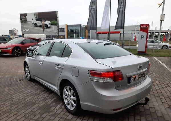 Toyota Avensis cena 27499 przebieg: 224645, rok produkcji 2010 z Ostróda małe 254
